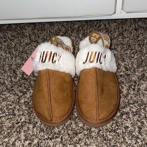 Juicy Couture Slides